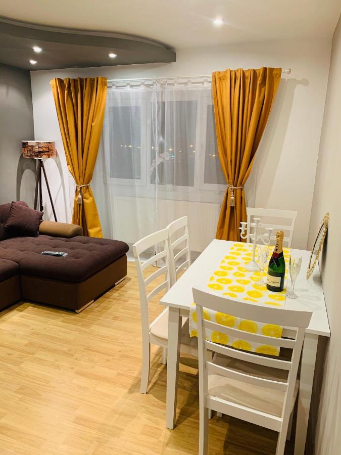 Confort View Apartment Iasi - 3 Rooms-Like Home Exteriér fotografie